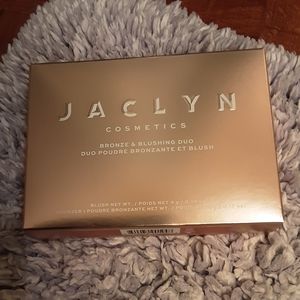 Jaclyn Cosmetics - Bronze & Blushing Duo